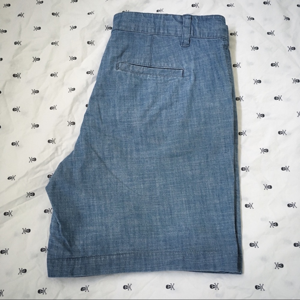 Gap Chambray Short